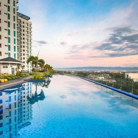 C Suites At Mactan Newtown Lapu-Lapu City Bagian luar foto
