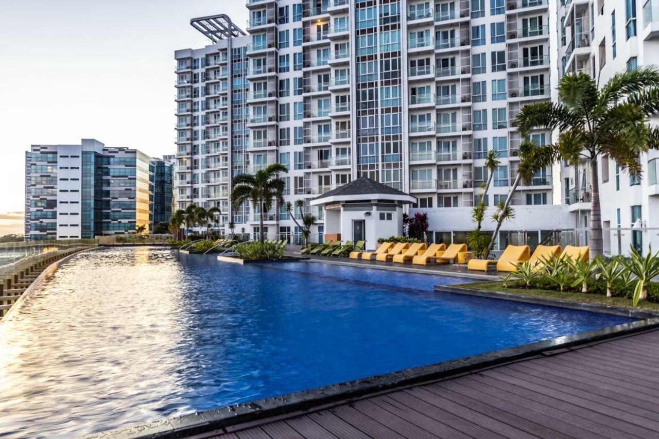C Suites At Mactan Newtown Lapu-Lapu City Bagian luar foto