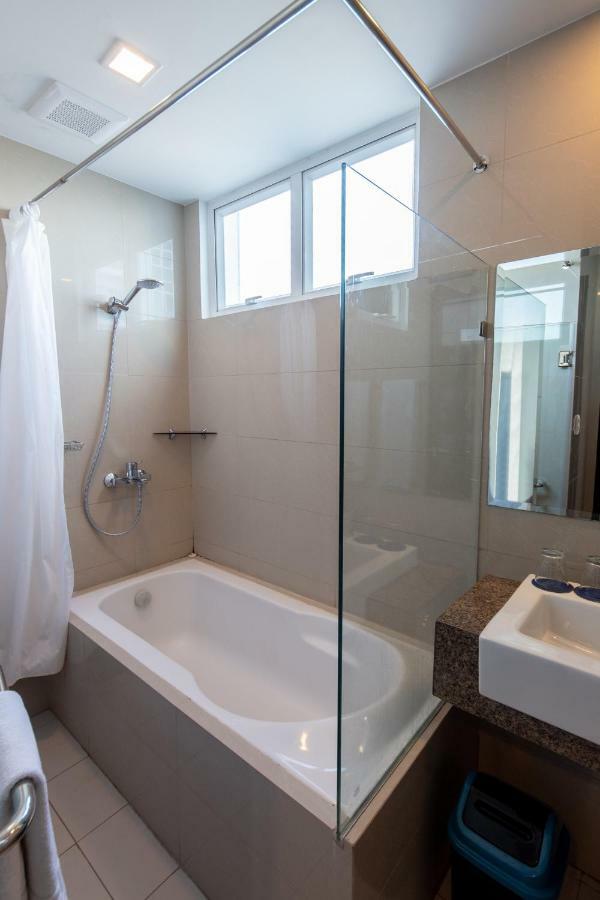 C Suites At Mactan Newtown Lapu-Lapu City Ruang foto